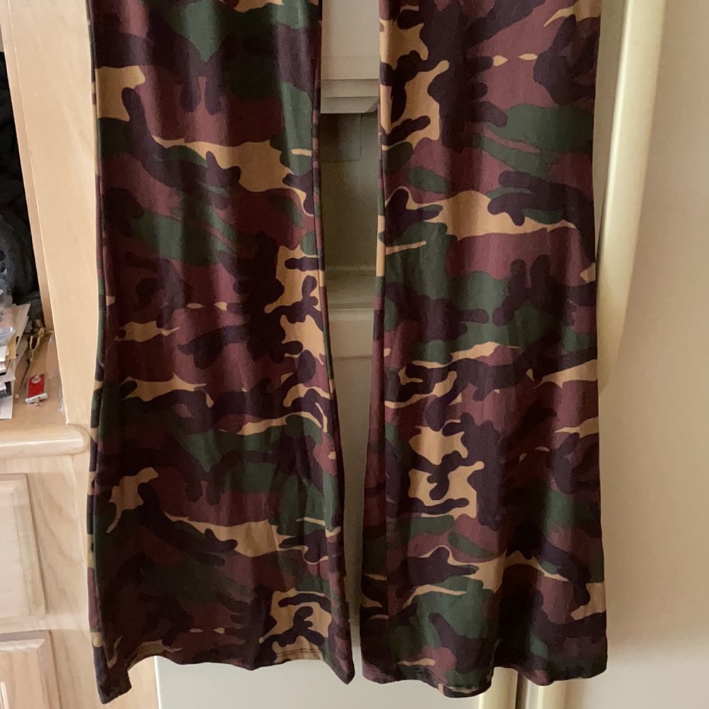 Camouflage bell bottom pants, Brown, Beige - Picture 3 of 6